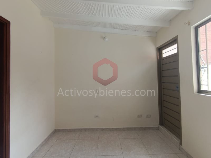 Casa en arriendo en La Castellana, Medellín · foto 11 de 15
