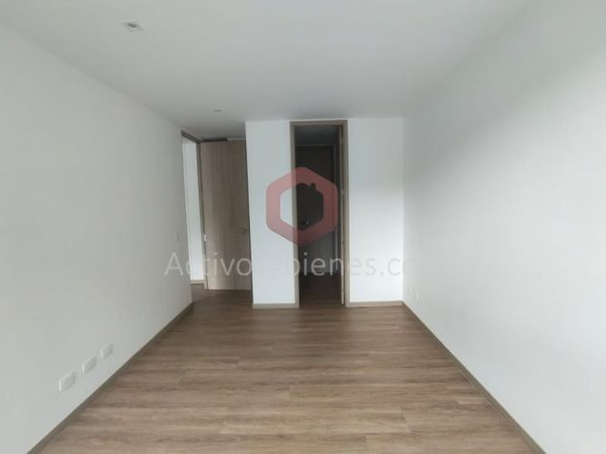 Apartamento de 2 alcobas en arriendo en Aeropuerto, Rionegro, 126 m² · foto 13 de 24