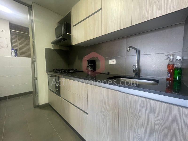 Apartamento en arriendo en Llano Grande, Medellín · foto 4 de 18