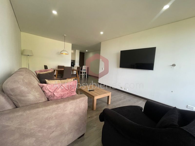 Apartamento en arriendo en Llano Grande, Medellín · foto 7 de 18