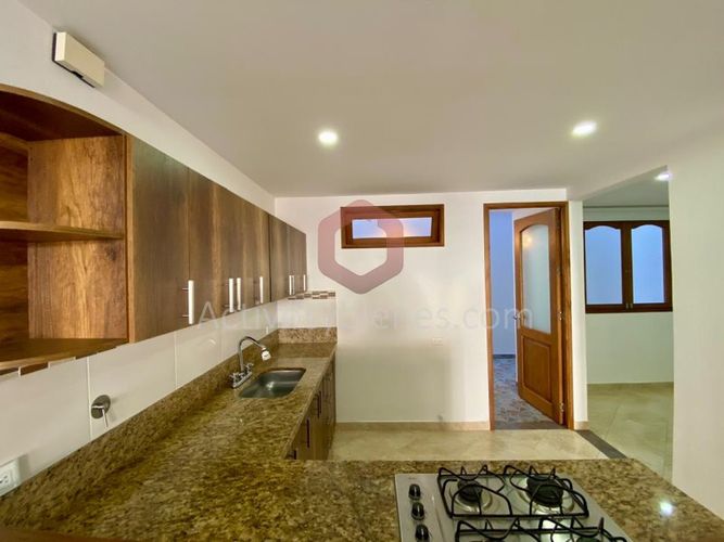 Casa de 4 alcobas en venta en San Nicolas, La Ceja, 160 m² · foto 6 de 23