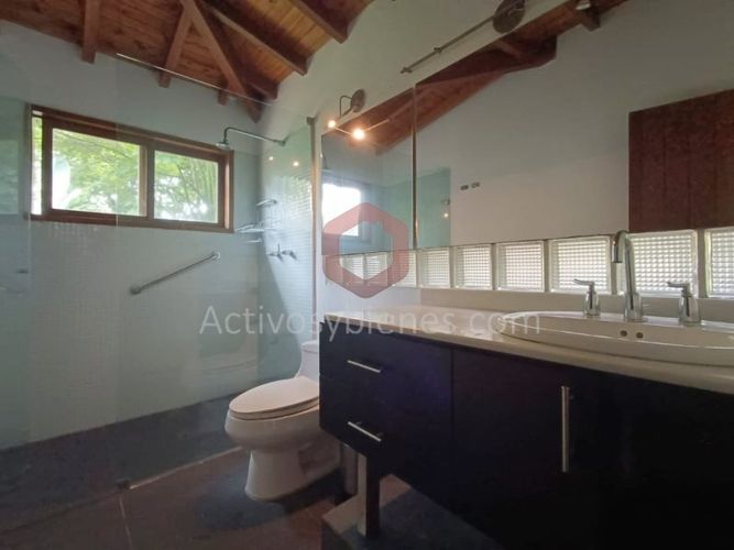 Casa de 4 alcobas en venta en Loma De Las Brujas, Envigado, 1600 m² · foto 21 de 24