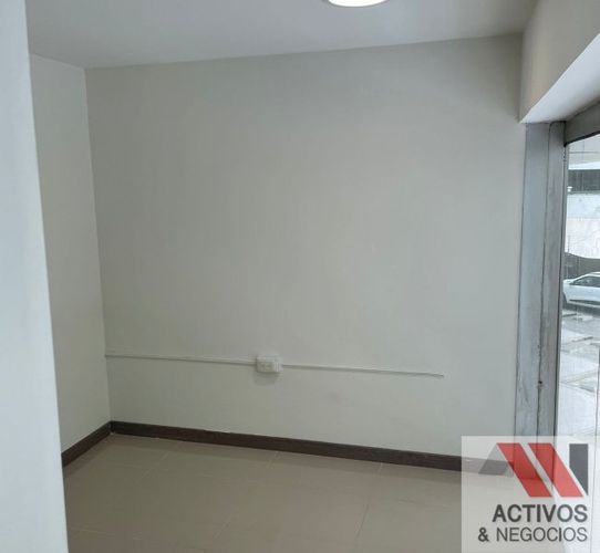 Local en arriendo en La Aguacatala, Medellín, 60 m² · foto 6 de 9