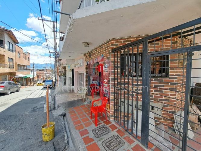 Local en venta en Bello Horizonte, Medellín, 40 m² · foto 8 de 8