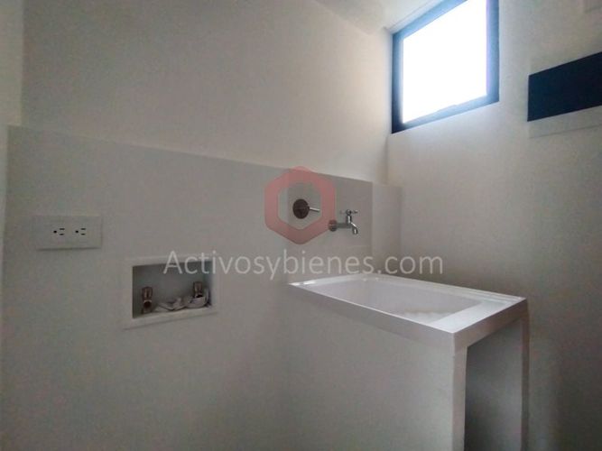 Apartamento de 2 alcobas en venta en El Tambo, La Ceja, 61 m² · foto 13 de 24