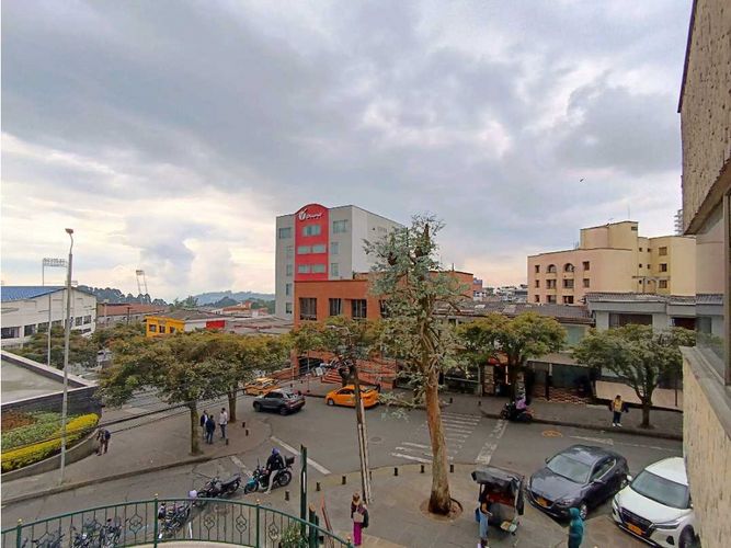 Oficina en venta en Palogrande, Manizales, 43 m² · foto 8 de 9