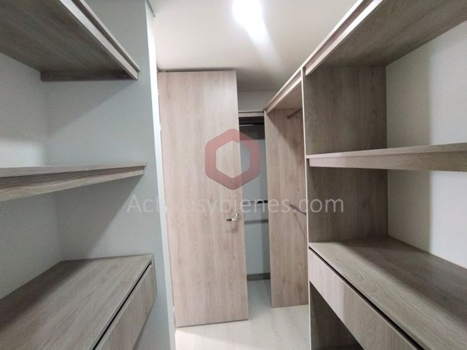 Apartamento de 3 alcobas en venta en Rionegro, 86 m² · foto 18 de 24