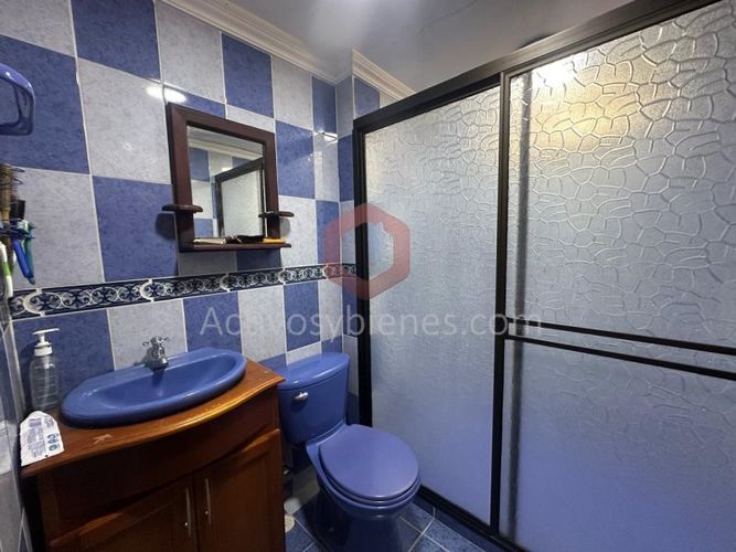 Apartamento de 5 alcobas en venta en La Gloria, Medellín, 200 m² · foto 20 de 24