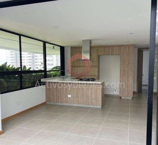 Apartamento de 2 alcobas en arriendo en Vía Las Palmas, Medellín, 75 m² · foto 2 de 16