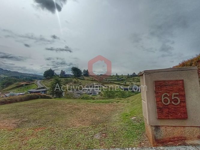 Lote en venta en El Tambo, El Carmen de Viboral, 2582 m² · foto 2 de 15