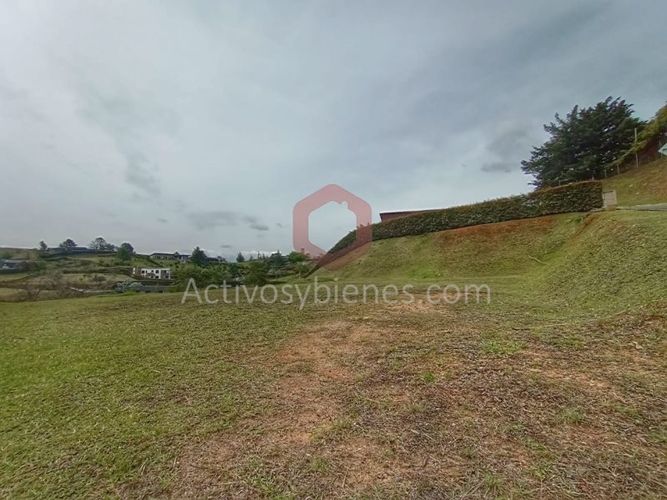 Lote en venta en El Tambo, El Carmen de Viboral, 2582 m² · foto 4 de 15