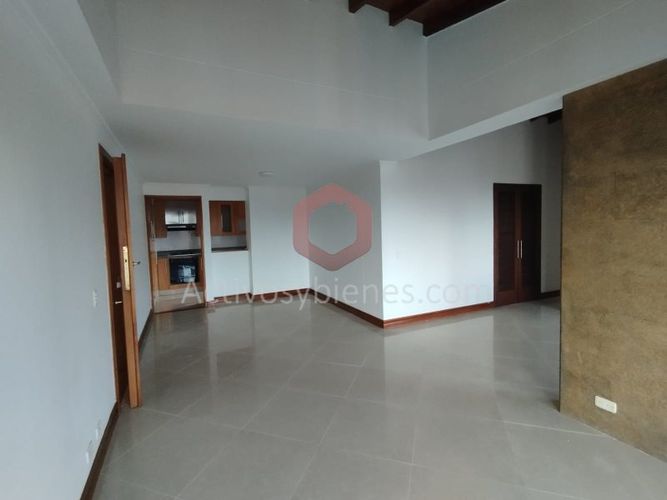 Apartamento de 3 alcobas en arriendo en La Abadia, Sabaneta, 103 m² · foto 6 de 19