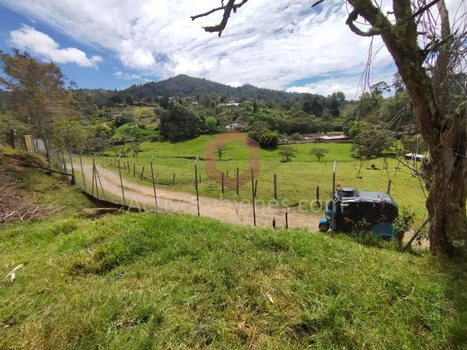 Lote en venta en La Clara, Guarne, 5000 m² · foto 17 de 24