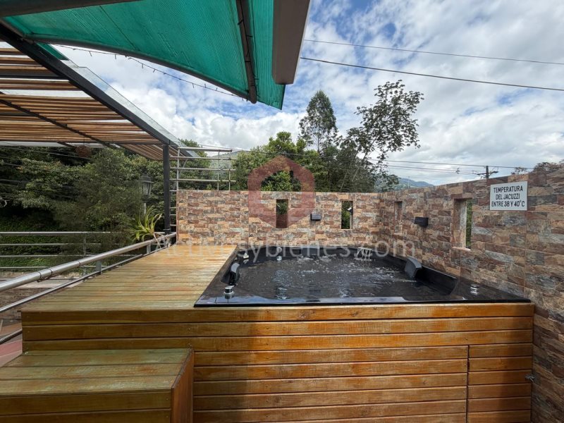 6BR House in Centro (420 m²) for Sale