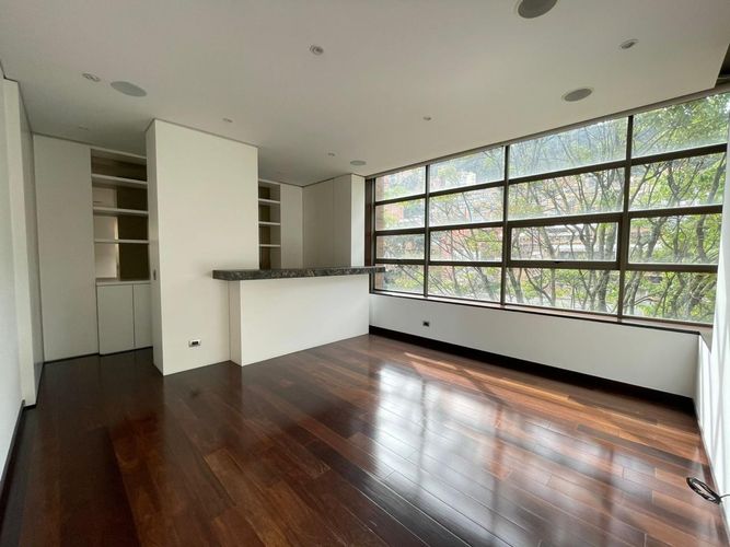 Apartamento de 4 alcobas en venta en La Cabrera, Bogotá, 391 m² · foto 3 de 23