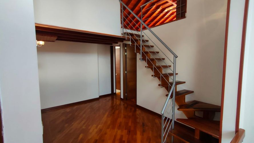 Casa de 4 alcobas en venta en San Jose De Bavaria, Bogotá, 550 m² · foto 4 de 19