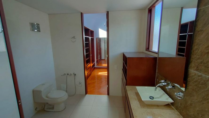 Casa de 4 alcobas en venta en San Jose De Bavaria, Bogotá, 550 m² · foto 12 de 19