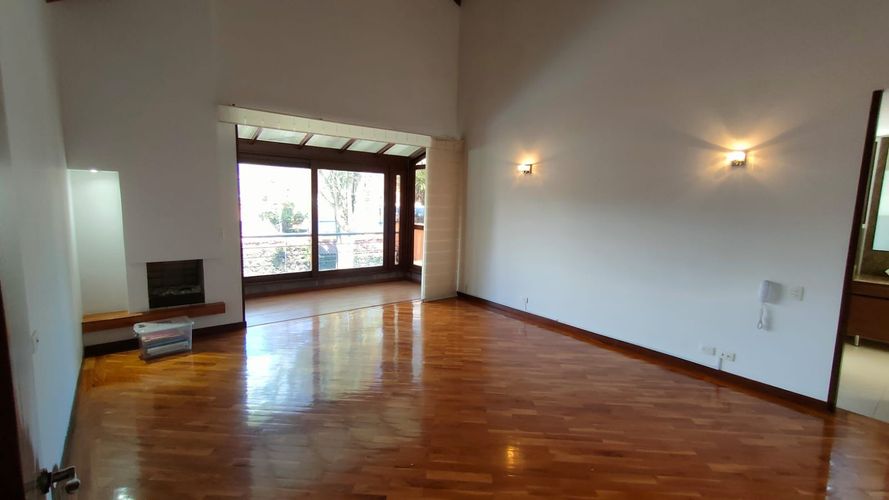 Casa de 4 alcobas en venta en San Jose De Bavaria, Bogotá, 550 m² · foto 13 de 19