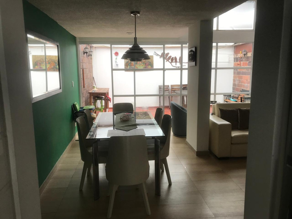 Casa en venta en Bella Suiza, Bogotá · foto 9 de 24