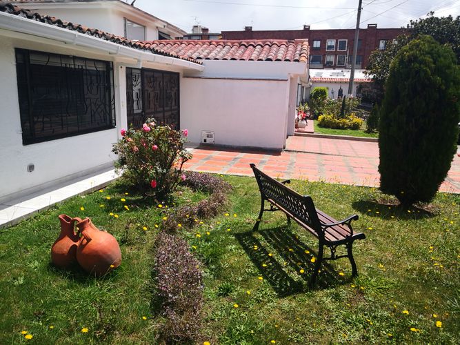 Casa de 4 alcobas en venta en Alhambra, Bogotá, 270 m² · foto 14 de 15
