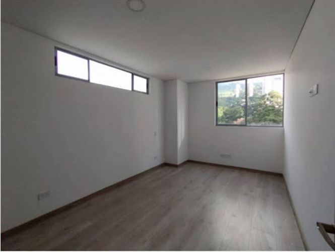Apartamento de 2 alcobas en venta en Las Lomitas, Sabaneta, 67 m² · foto 4 de 10