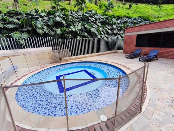 Apartamento de 3 alcobas en venta en Las Lomitas, Sabaneta, 111 m² · foto 4 de 23