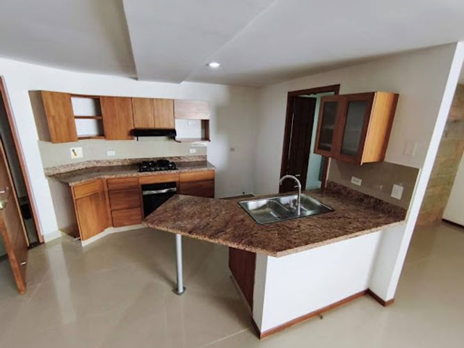 Apartamento de 3 alcobas en venta en Las Lomitas, Sabaneta, 111 m² · foto 14 de 23