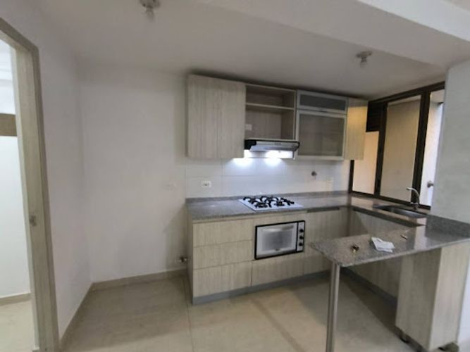 Apartamento de 2 alcobas en venta en Pan De Azucar, Sabaneta, 67 m² · foto 2 de 16