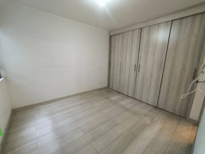 Apartamento de 2 alcobas en venta en Pan De Azucar, Sabaneta, 67 m² · foto 10 de 16