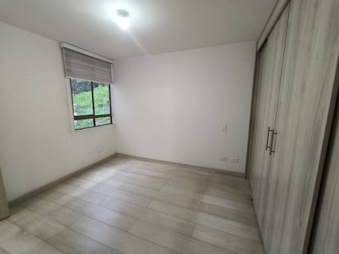 Apartamento de 2 alcobas en venta en Pan De Azucar, Sabaneta, 67 m² · foto 11 de 16