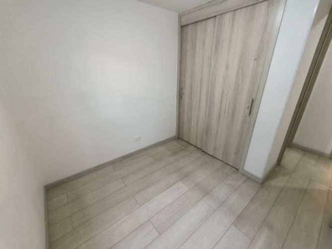 Apartamento de 2 alcobas en venta en Pan De Azucar, Sabaneta, 67 m² · foto 12 de 16