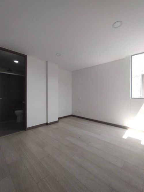 Apartamento de 2 alcobas en venta en La Doctora, Sabaneta, 85 m² · foto 6 de 22