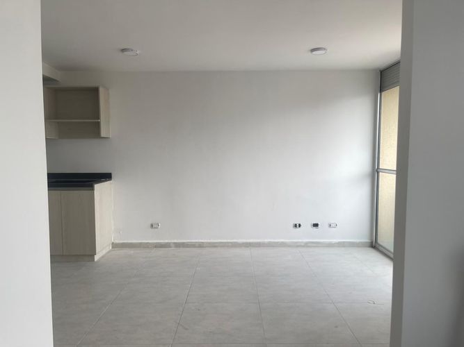 Apartamento de 2 alcobas en venta en Tres Esquinas, Sabaneta, 60 m² · foto 14 de 19