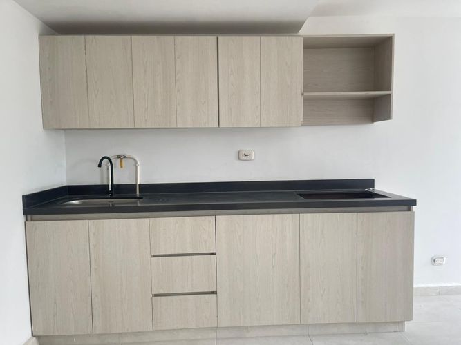 Apartamento de 2 alcobas en venta en Tres Esquinas, Sabaneta, 60 m² · foto 4 de 19