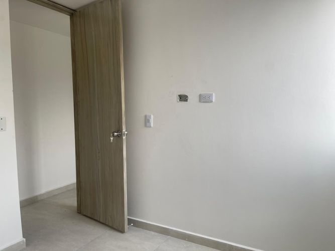 Apartamento de 2 alcobas en venta en Tres Esquinas, Sabaneta, 60 m² · foto 12 de 19
