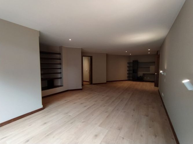 Apartamento de 3 alcobas en venta en Santa Barbara, Bogotá, 276 m² · foto 19 de 24
