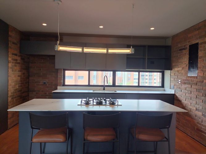 Apartamento de 2 alcobas en venta en El Poblado, Medellín, 104 m² · foto 4 de 19