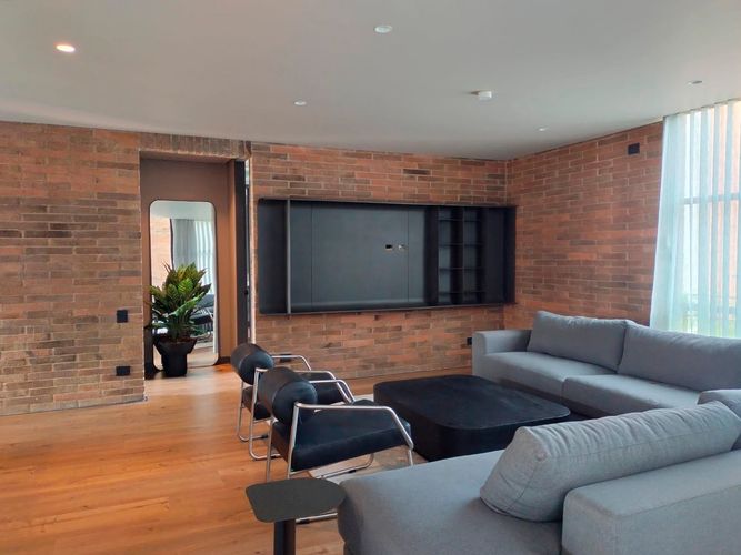 Apartamento de 2 alcobas en venta en El Poblado, Medellín, 104 m² · foto 8 de 19