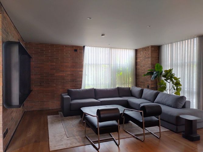 Apartamento de 2 alcobas en venta en El Poblado, Medellín, 104 m² · foto 2 de 19