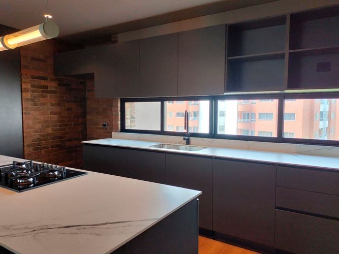 Apartamento de 2 alcobas en venta en El Poblado, Medellín, 104 m² · foto 6 de 19