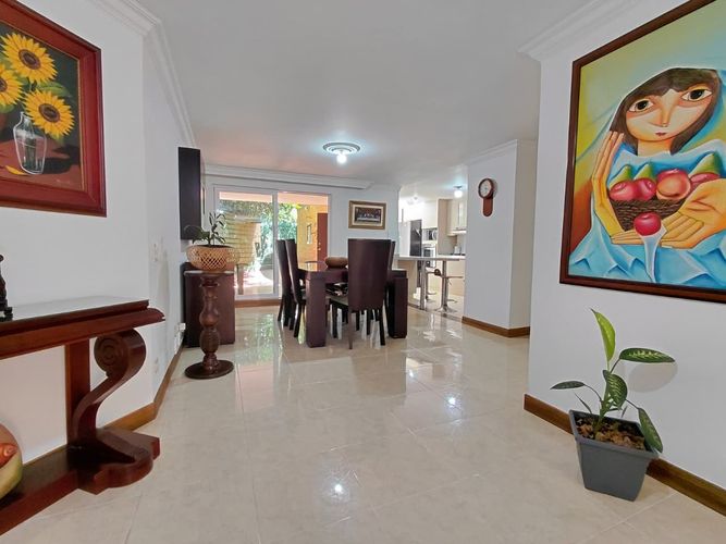 Casa de 4 alcobas en venta en El Poblado, Medellín, 220 m² · foto 8 de 20