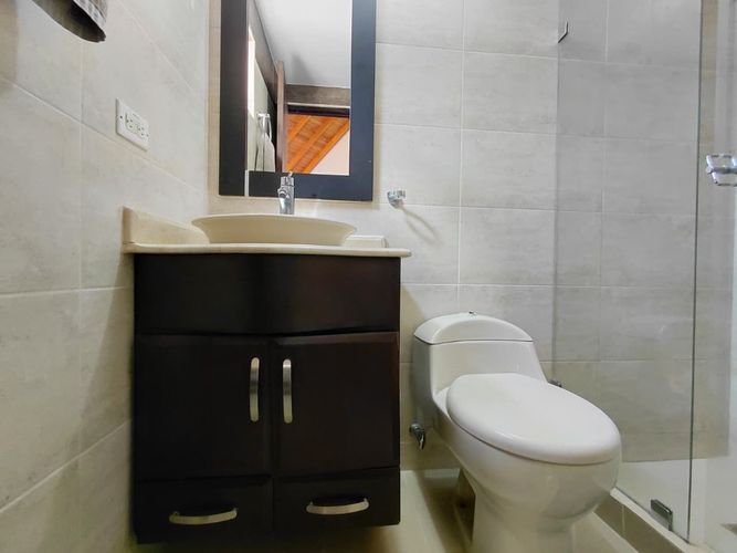 Casa de 4 alcobas en venta en El Poblado, Medellín, 220 m² · foto 16 de 20