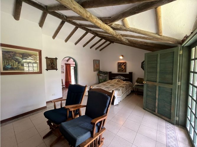 Casa de 7 alcobas en arriendo en Guamito, El Carmen de Viboral, 500 m² · foto 7 de 24