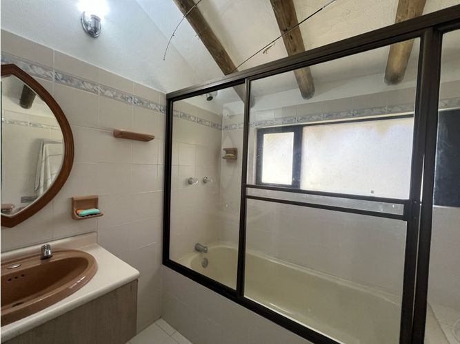 Casa de 7 alcobas en arriendo en Guamito, El Carmen de Viboral, 500 m² · foto 8 de 24