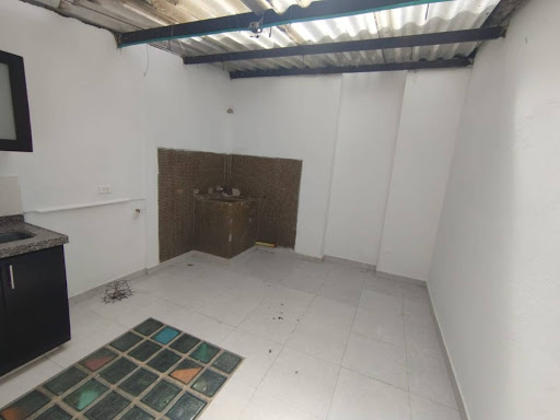 Casa en venta en Villas De Granada, Bogotá · foto 3 de 22