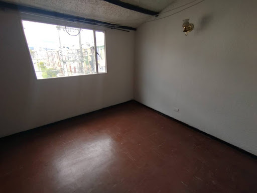 Casa en venta en Villas De Granada, Bogotá · foto 15 de 22