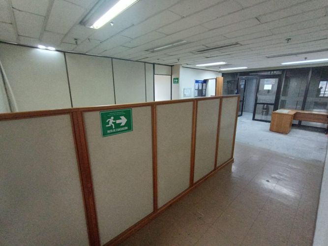 Oficina en arriendo en La Candelaria, Medellín, 600 m² · foto 4 de 24