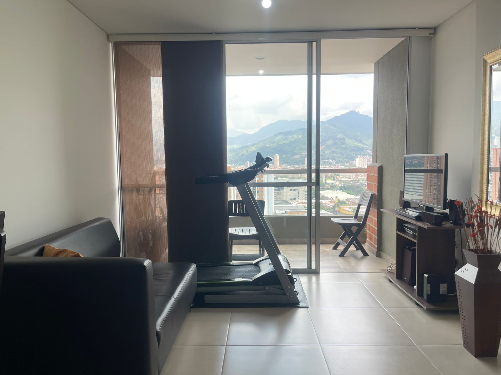 3BR Apartment in La florida (72 m²) for Sale - 2