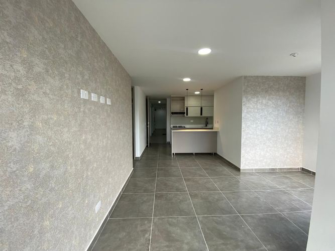 Apartamento de 3 alcobas en arriendo en Las Lomitas, Sabaneta, 84 m² · foto 6 de 20