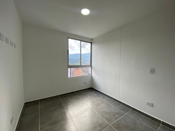 Apartamento de 3 alcobas en arriendo en Las Lomitas, Sabaneta, 84 m² · foto 9 de 20